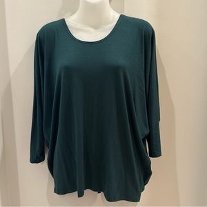 Kim & Cami Teal Dolman Sleeve Top size Medium